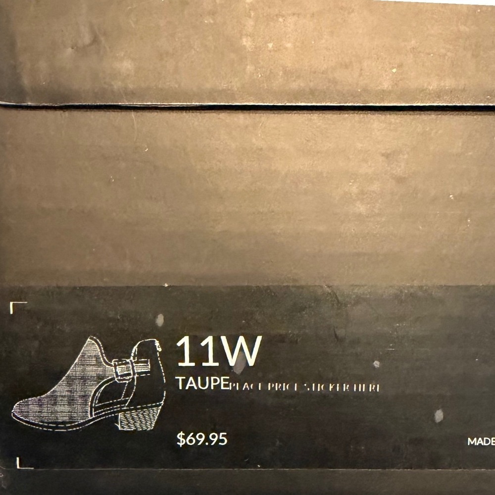 Lane Bryant Taupe Perforated Side Cutout Ankle Booties 11W Low Stacked Heel - Picture 12 of 12